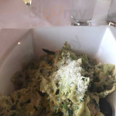 Eves Waterfront Restaurant