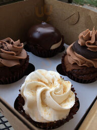 Moore Dessert Please