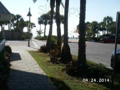 Flamingo Grill & Hurricane Cafe