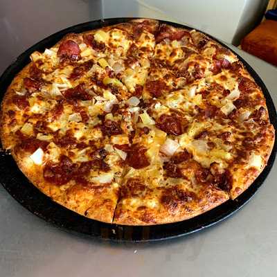 Capone's Pizza