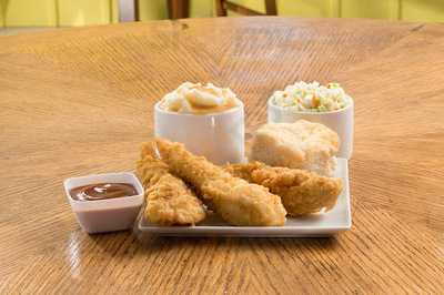 Lee's Famous Recipe Chicken