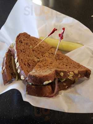 The Nugget Grill And Pub