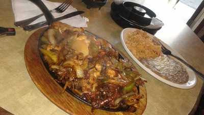 El Taco Zamorano Restaurant