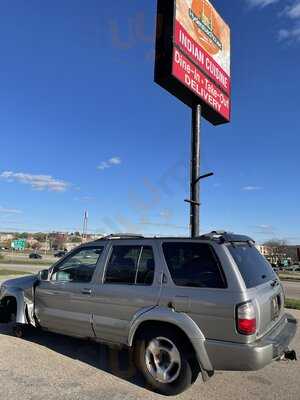 Hyderabad House Biriyani Place