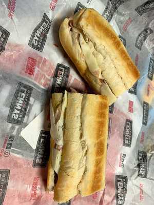 Lenny's Sub Shops