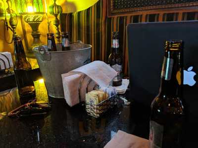 1001 Nights Cafe & Lounge