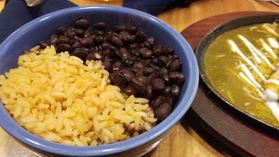 Los Lobos Mexican Restaurant