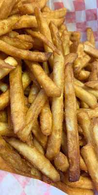 Crave Eats. Drinks. Nightlife.