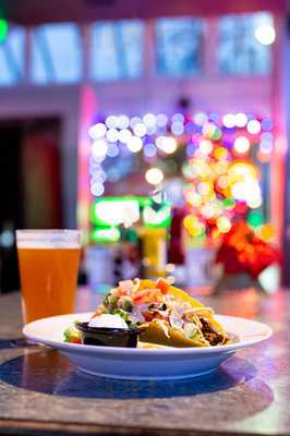 Crave Eats. Drinks. Nightlife.