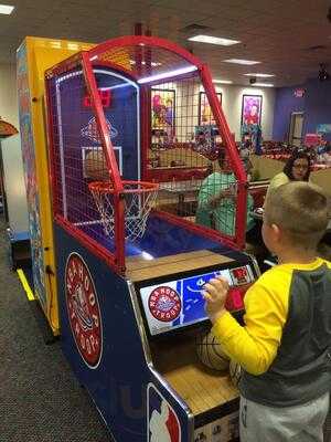 Chuck E. Cheese