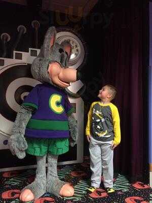Chuck E. Cheese