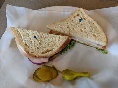 Merritt Station Cafe