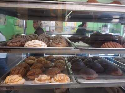 La Flor Mexican Bakery