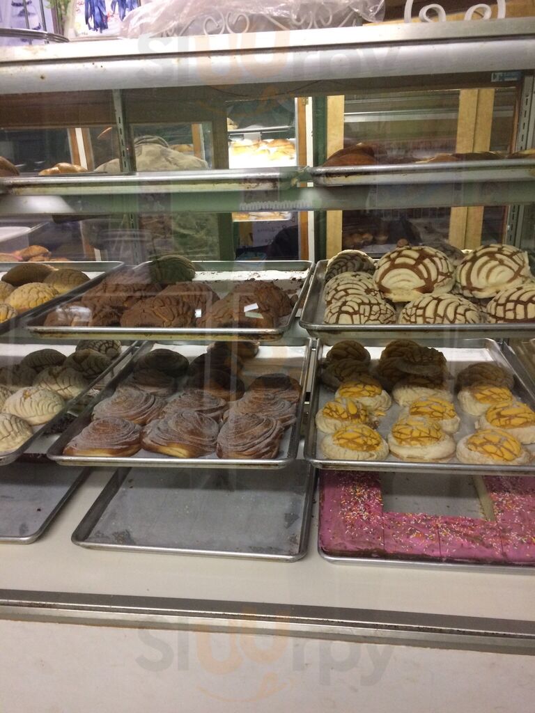 La Flor Mexican Bakery