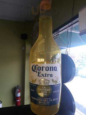 Meda Market & Restaurant