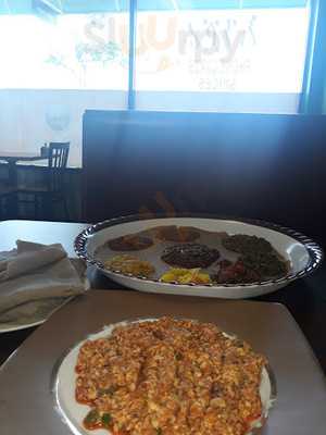 Meda Market & Restaurant