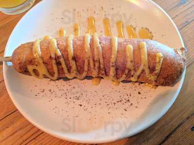 Starline Social Club