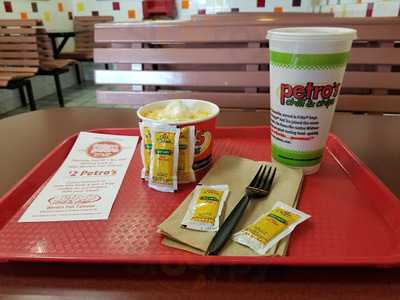 Petro's Chili & Chips