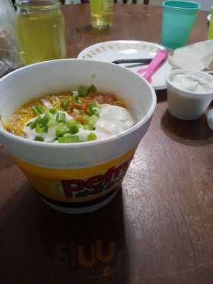 Petro's Chili & Chips