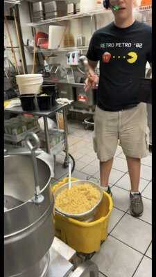 Petro's Chili & Chips