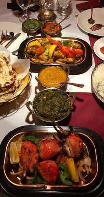 A & M Rosami Restaurant