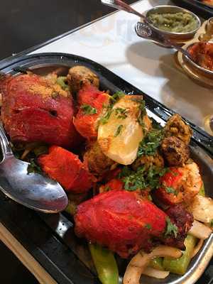 A & M Rosami Restaurant