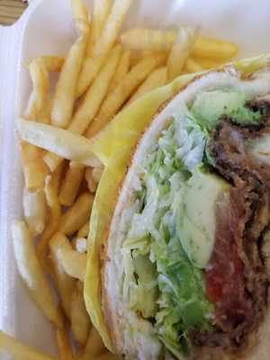 Habaneros Taco Grill 4