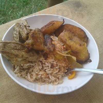 Fida's Caribbean Cafe