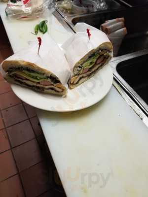 El Bronkito Restaurant