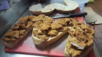 El Bronkito Restaurant