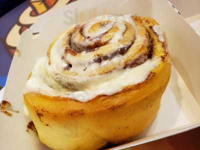 Cinnabon