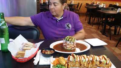 Sushilon Sushi Y Mariscos
