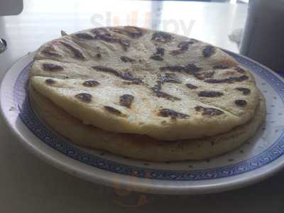 Pupuseria Salvadorena