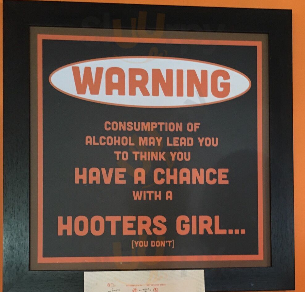 Hooters