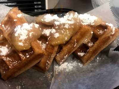 Mumbles Chicken N Waffles