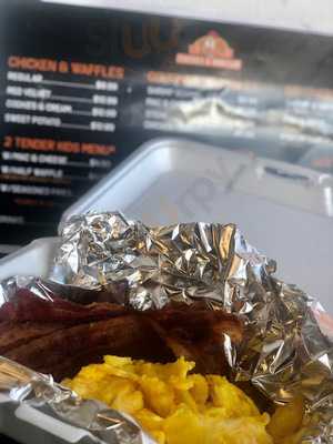 Mumbles Chicken N Waffles