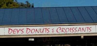 Dey's Doughnuts And Croissants