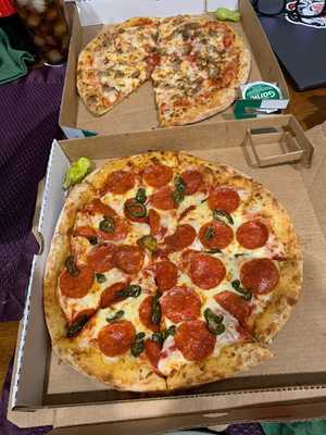 Papa Johns Pizza