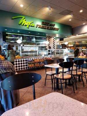 Max's Eatz And Fresh Bakery