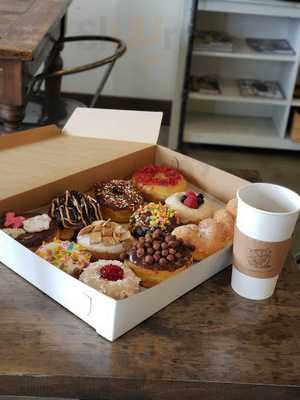 Sweet Retreat Donuts