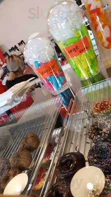 Sweet Retreat Donuts