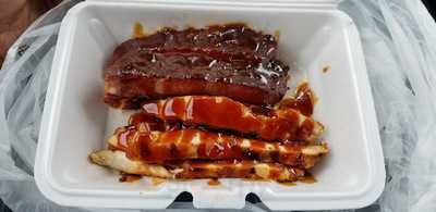 Tony's Barbecue And Bblngkntm