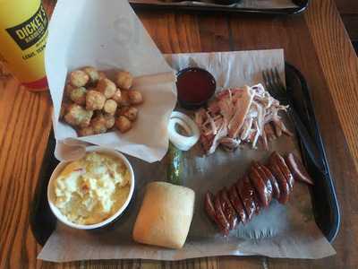 Dickey's Barbecue Pit