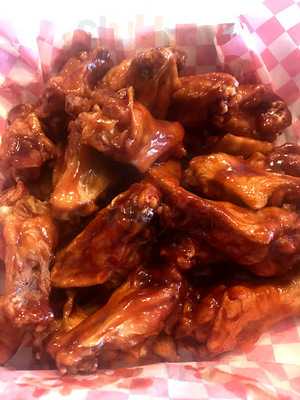 Freaky'z Wingz And Catering