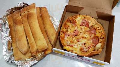 La Pizza Loca 81