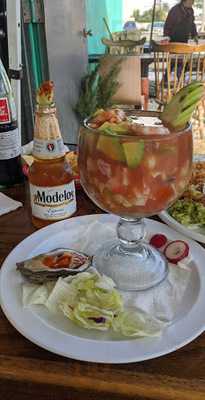 Tacos Y Mariscos La Fuente