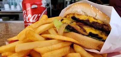 Quarter Pound Giant Burger