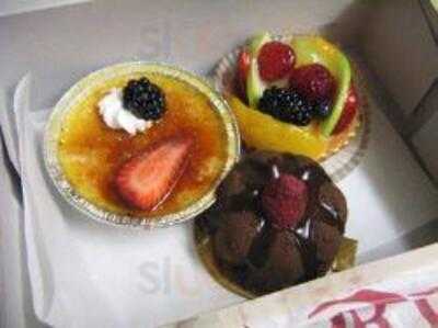 Porto's Bakery And Cafe