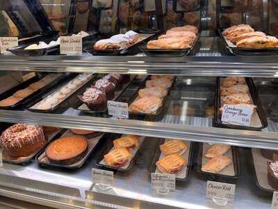 Porto's Bakery And Cafe