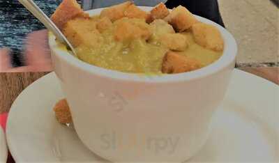 Hobby's Delicatessen & Restaurant